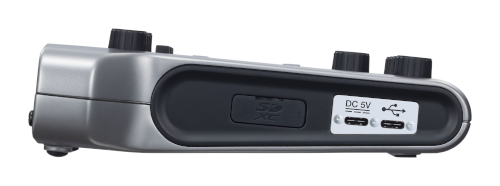 ビデオカメラ Zoom ProdTrak P4 Zoom PodTrak P4 Podcast Recorder, Battery Powered, 4