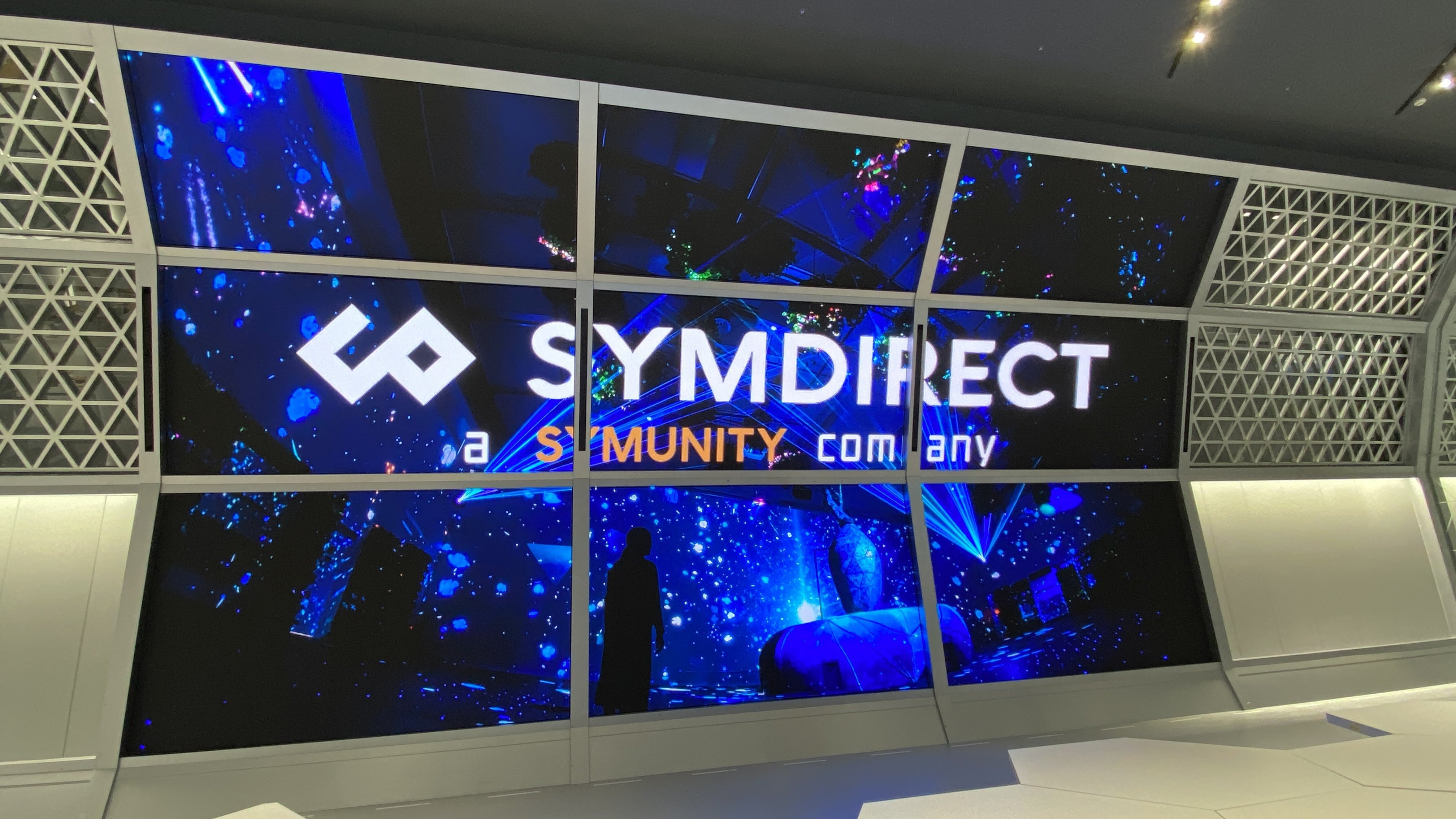 WB2.6 DESAY | 映像/音響機材のレンタルサービス | 株式会社タケナカ